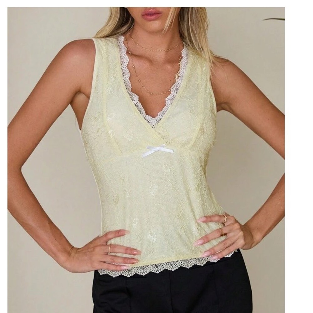 Women's Cami Top S Yellow Lace Wrap Front Bow Coquette Sleeveless V-Neck Shein